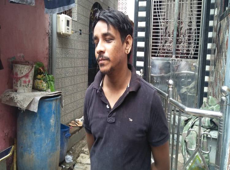 200 करोड़ रु का टैक्स चोर पकड़ने के लिए रेड, मौके पर मिली टपकती हुई छत