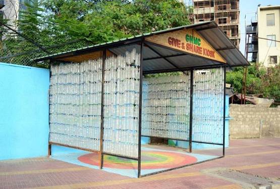 वर्ल्ड बैंक की नौकरी छोड़कर बनी थीं IAS, आज इस काम से बनाई पहचान