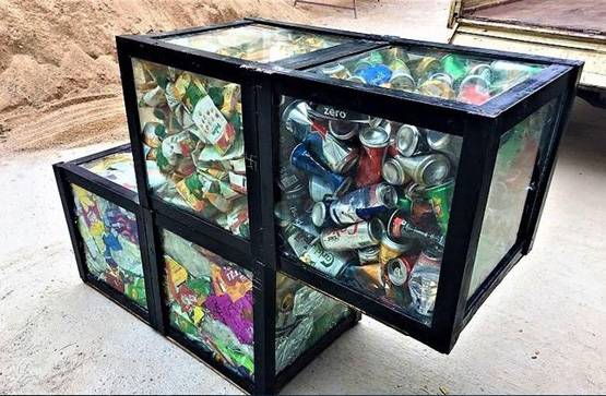 वर्ल्ड बैंक की नौकरी छोड़कर बनी थीं IAS, आज इस काम से बनाई पहचान