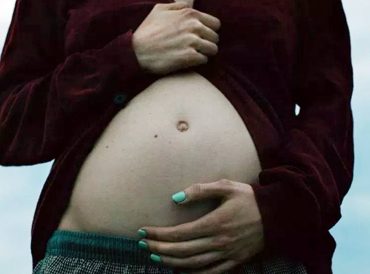 बुखार की जांच, आदमी को बताया गर्भवती, डॉक्टर क्ल‍िन‍िक बंद कर फरार