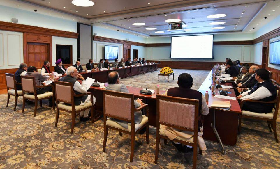 ट्रैफिक नियम तोड़ने पर अब 10 गुना ज्यादा चालान, जानिए नए नियम