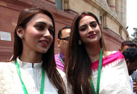 सिंदूर-मंगलसूत्र पर जारी हुआ है फतवा, नुसरत जहां के सपोर्ट में आईं मिमी