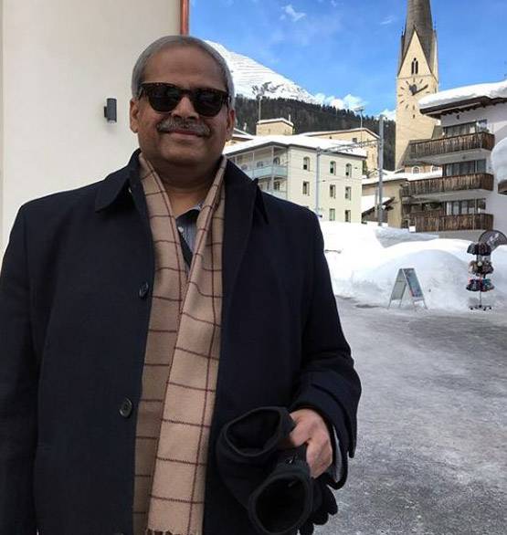 मशहूर अर्थशास्त्री हैं वित्त मंत्री के पति, जानें क्या करती हैं बेटी