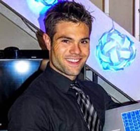 बाथरूम में हिडन कैमरा, दोस्त ने ही रिकॉर्ड किया मॉडल का न्यूड वीडियो