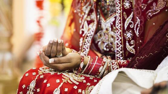 गांव के बॉयफ्रेंड संग भागकर की शादी, हो चुकी थी प्रेग्नेंट, पिता ने की हत्या