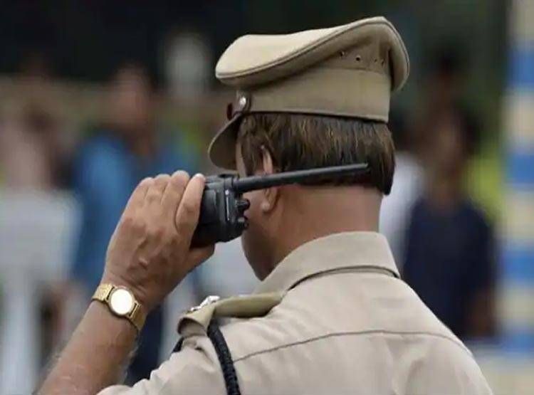 पत्नी को थी गुल मंजन की लत, पति ने दे दिया तलाक