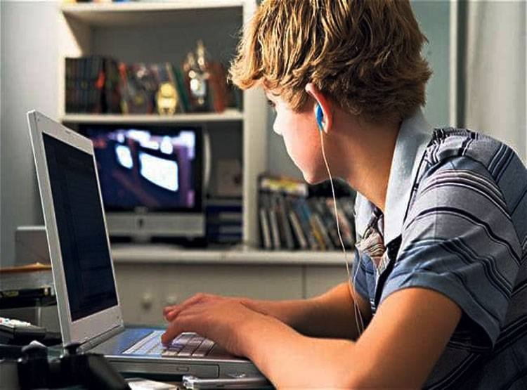 पाकिस्तान ने 8 लाख पॉर्न वेबसाइट्स को किया ब्लॉक, बताया ये कारण