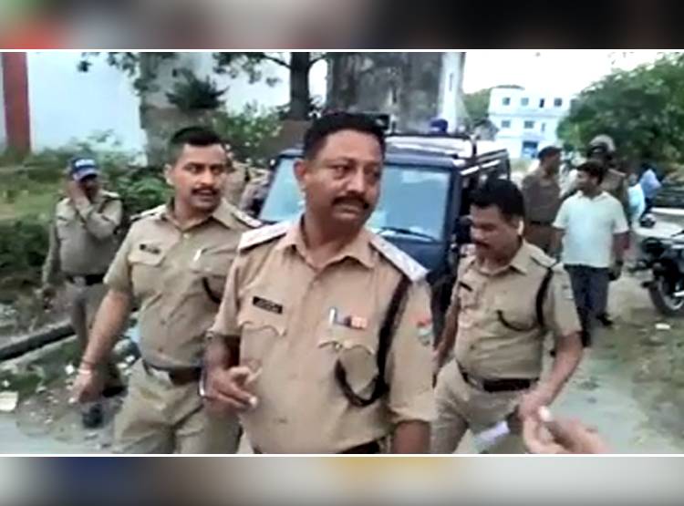 नशा देकर मामा ने भांजी से बनाए संबंध, वीड‍ियो वायरल करने की धमकी