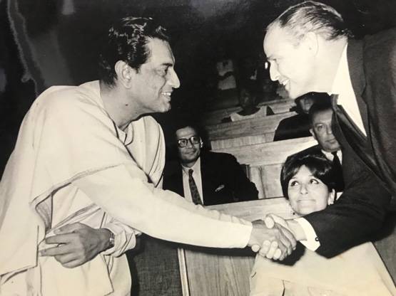 सत्यजीत रे की कहानी चुराकर हॉलीवुड में बनी पहली 'एलियन' फिल्म