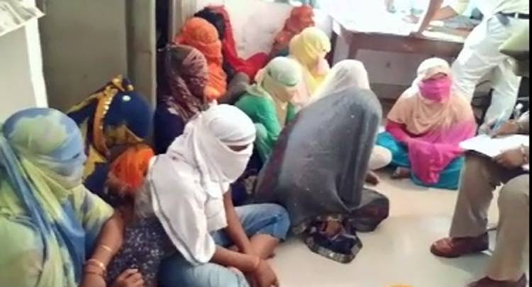 द‍िन में स्कूल-कॉलेज, रात में देह व्यापार, क‍िराए के मकान में धंधा