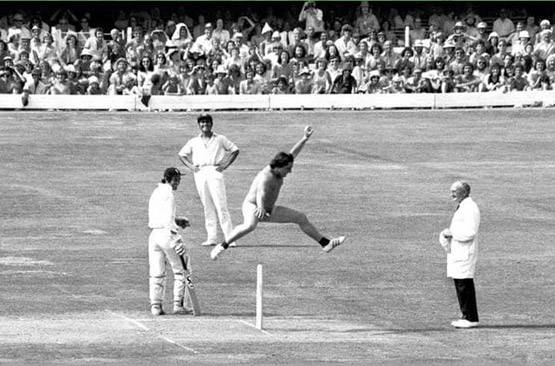 WC में 'स्ट्रीकर' ने रोका मैच, 45 साल पुराना है ऐसे मनचलों का इतिहास