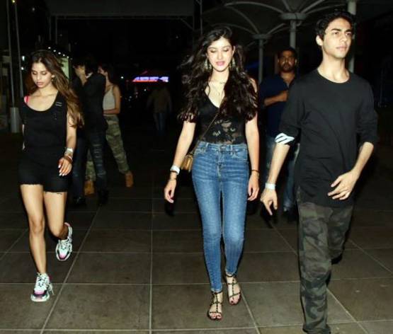 सुहाना खान संग अनन्या पांडे का डांस, वायरल हो रहा वीडियो