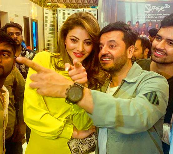 हार्द‍िक पंड्या संग अफेयर के बाद इस डायरेक्टर संग चर्चा में उर्वशी की 'दोस्ती'