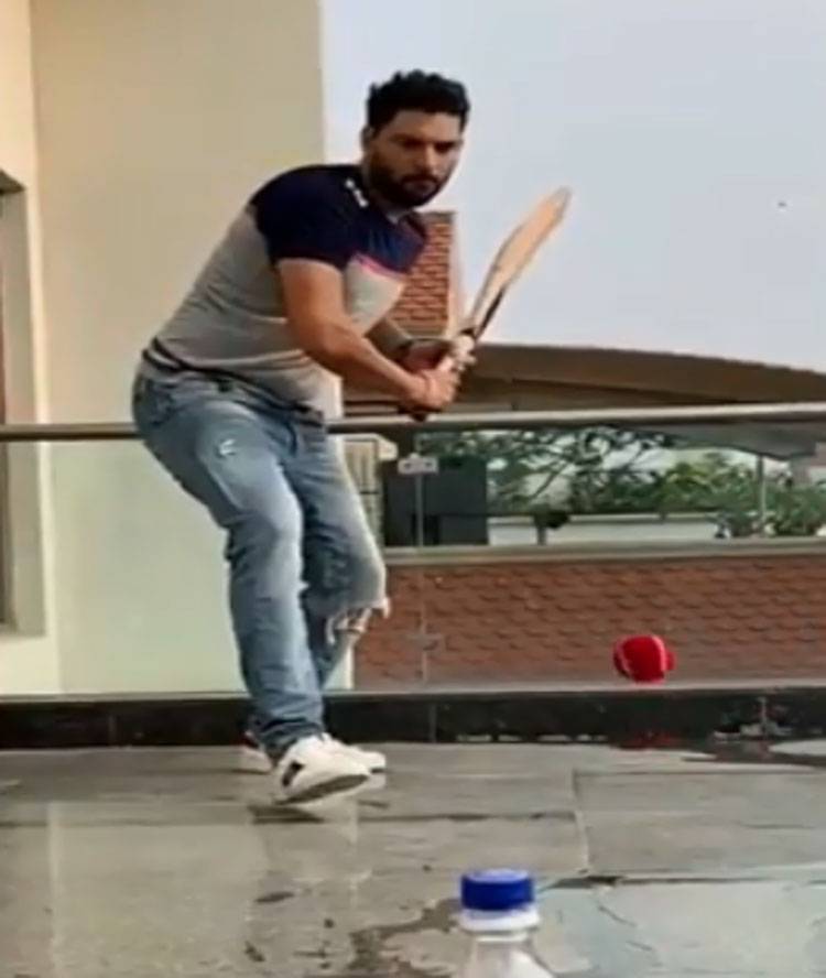 युवराज सिंह का सुपर #bottlecapchallenge, सचिन, लारा और गेल को दी चुनौती