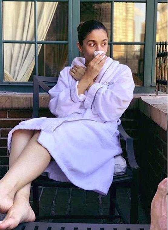 आलिया से लें मॉनसून के फैशन टिप्स, इन आउटफिट में रहेंगी कूल एंड कंफर्ट