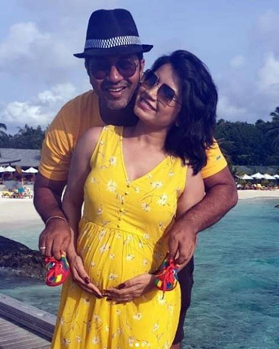 प्रेग्नेंट हैं 'तारक मेहता...' शो की रीटा रिपोर्टर, फ्लॉन्ट किया बेबी बंप