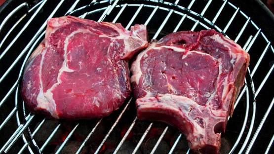 रेड मीट महिलाओं के लिए खतरनाक, बढ़ रहा ब्रेस्ट कैंसर का खतरा