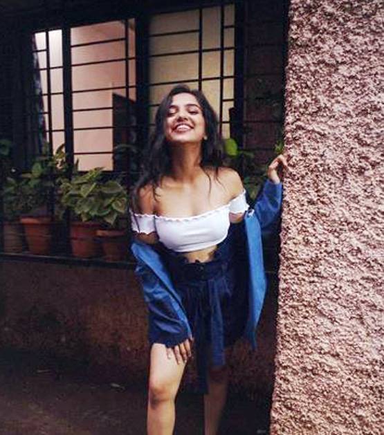 लड़का नहीं लड़की, 4 साल की उम्र में डेब्यू, बनी थीं शाहरुख खान का बेटा