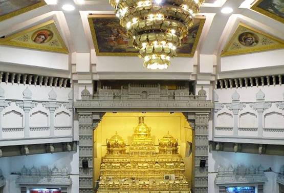 भारत से बाहर बना था पहला इस्कॉन मंदिर, जानें किसने बनवाया