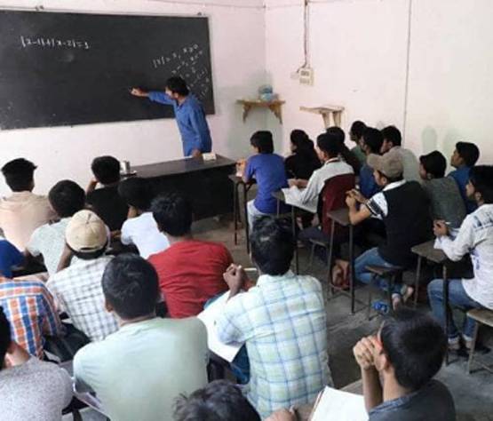 ऋतिक रोशन की Super 30 के बाद ऐसे बदल गई आनंद कुमार की जिंदगी