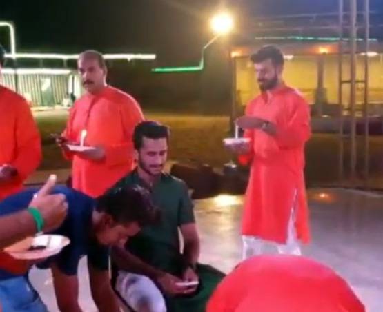 पाक क्रिकेटर ने भारतीय लड़की के साथ रचाई शादी, देखें तस्वीरें