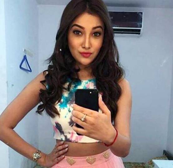 TV एक्ट्रेस पर रूममेट ने मां संग किया हमला, पीट कर चेहरा किया खराब