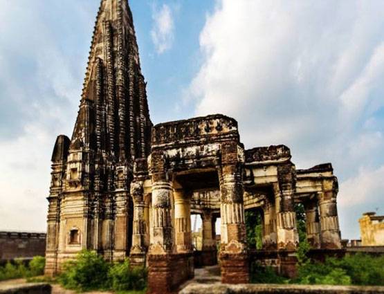 1000 साल पुराने मंदिर में 72 साल बाद पूजा, PAK में बंद हैं 1600 मंदिर-गुरुद्वारे