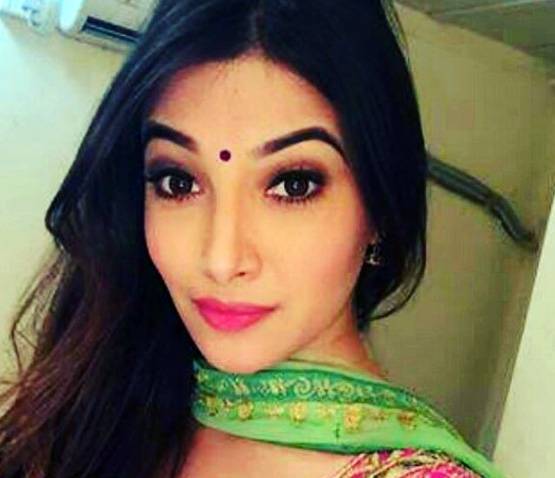 TV एक्ट्रेस पर रूममेट ने मां संग किया हमला, पीट कर चेहरा किया खराब