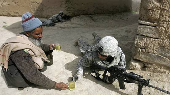 World Photography Day: यहां देखें- दुनिया की दर्दनाक और खुशनुमा तस्वीरें