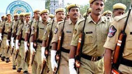 Bihar Police: ग्रेजुएट के लिए 2446 पदों पर नौकरी, मिलेगी इतनी सैलरी