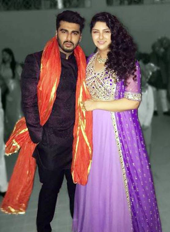 एक्टर्स के भाई बहन, सितारों से कम नहीं होती है इनकी चर्चा