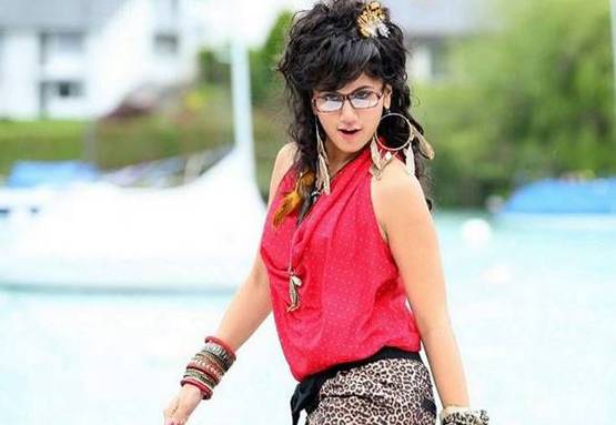 9 साल में इतना बदल गया तापसी पन्नू का लुक, देखें अनसीन तस्वीरें