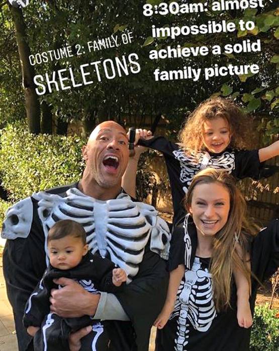 WWE चैम्पियन हॉलीवुड स्टार ने की शादी, हवाई से सामने आईं तस्वीरें