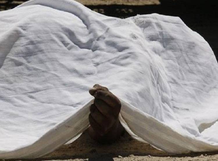 स्मार्टफोन पर पोर्न देखकर की उसकी नकल, जान गई निकल