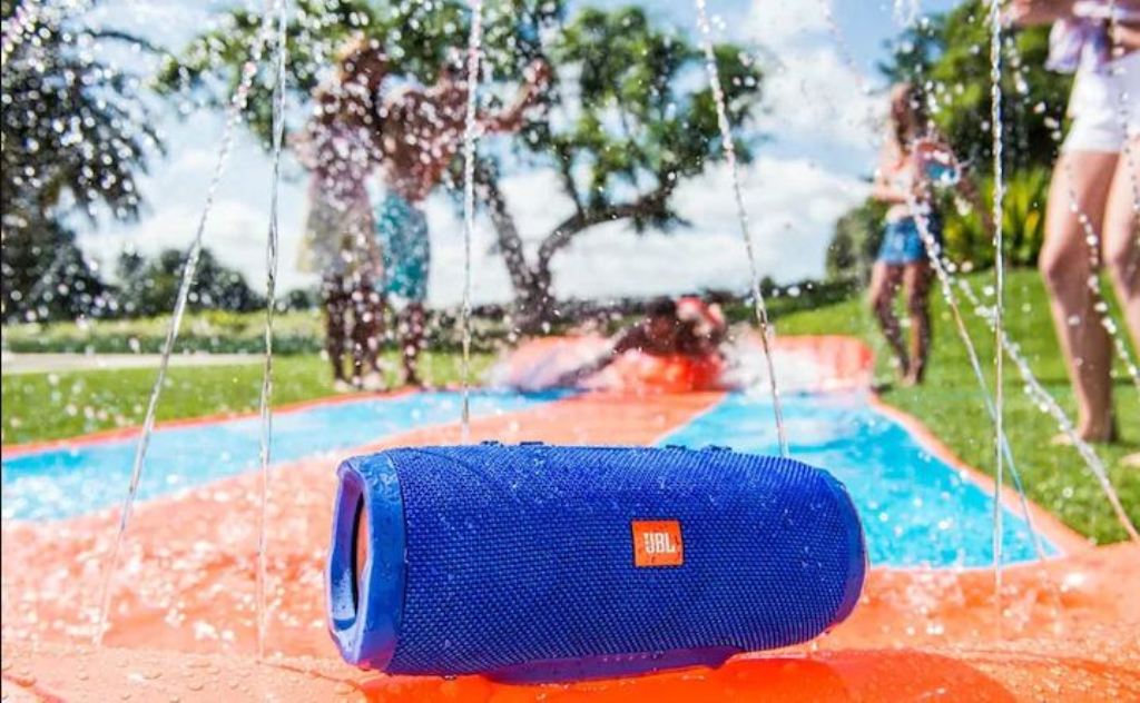 Amazon फ्रीडम सेल: 10 हजार रुपये के अंदर ये हैं बेस्ट डील्स