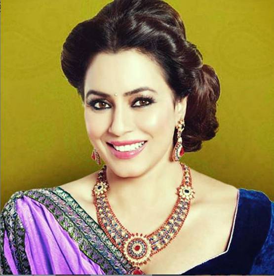 Photos: परदेस के 22 साल, अब ऐसी दिखती हैं शाहरुख की एक्ट्रेस महिमा चौधरी