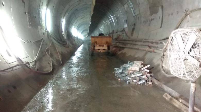 PHOTO: इतिहास रचने की तैयारी, अंडरवाटर 80 KM स्पीड से दौड़ेगी मेट्रो