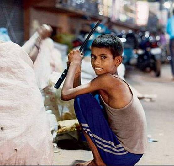 नौकरी के लिए UP से दिल्ली-मुंबई सबसे ज्यादा पलायन, कहां जा रहे बिहार के लोग