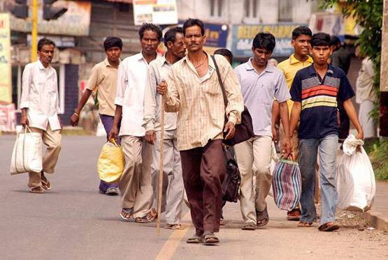 नौकरी के लिए UP से दिल्ली-मुंबई सबसे ज्यादा पलायन, कहां जा रहे बिहार के लोग