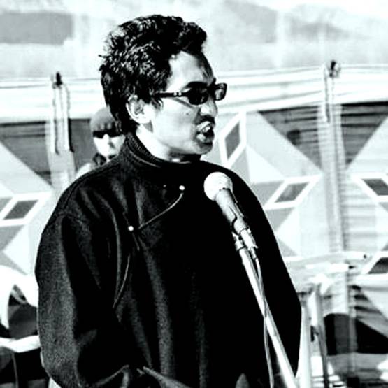 370 पर भाषण की हुई तारीफ, ऐसा है लद्दाख के BJP सांसद का परिवार