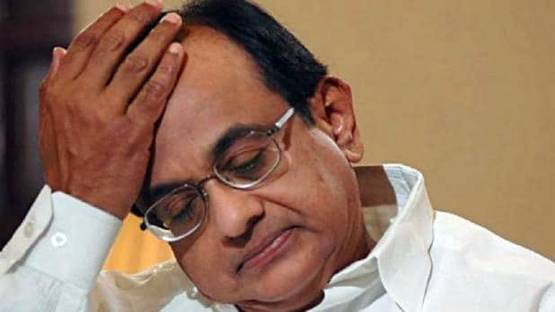 चिदंबरम ही नहीं कांग्रेस के ये नेता भी काले कोट और खादी के कॉम्बिनेशन