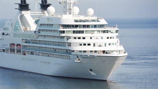 लड़की को 12 लोगों के ग्रुप ने पिलाई शराब, क्रूज शिप पर हुआ गैंगरेप