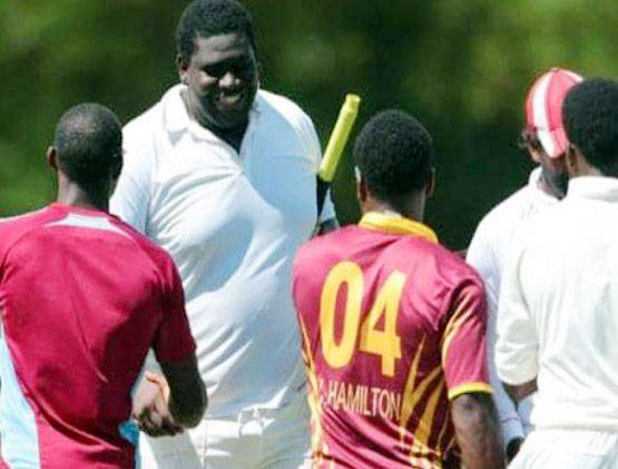 दुनिया के सबसे वजनी क्रिकेटर का डेब्यू, 140 किलो है वजन