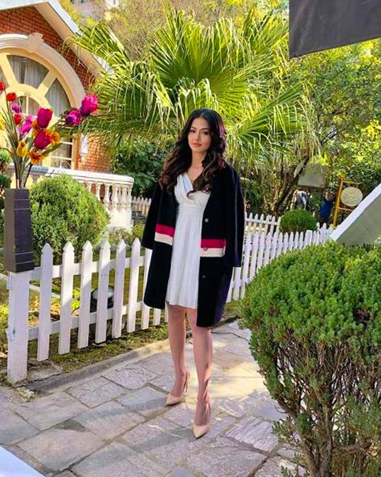 रॉयल फैमिली से हैं ये नेपाली एक्‍ट्रेस, ए‍क फिल्‍म का करती हैं इतना चार्ज