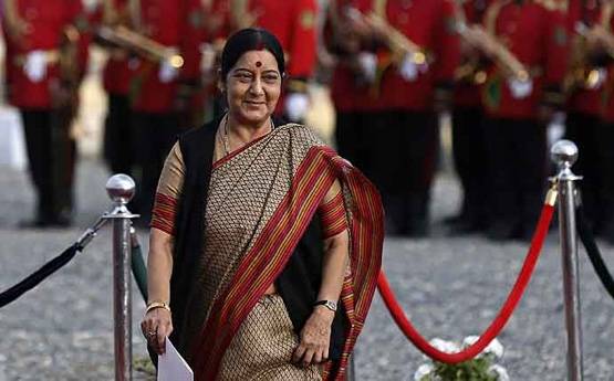 कानून की डिग्री, जेपी आंदोलन से राजनीति, कमाल की वक्ता थीं सुषमा