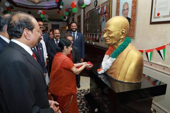 कानून की डिग्री, जेपी आंदोलन से राजनीति, कमाल की वक्ता थीं सुषमा