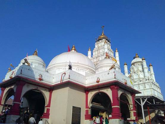 श्रीकृष्ण के 10 प्रसिद्ध मंदिर, इस जन्माष्टमी दर्शन करने से मिटेंगे दुख