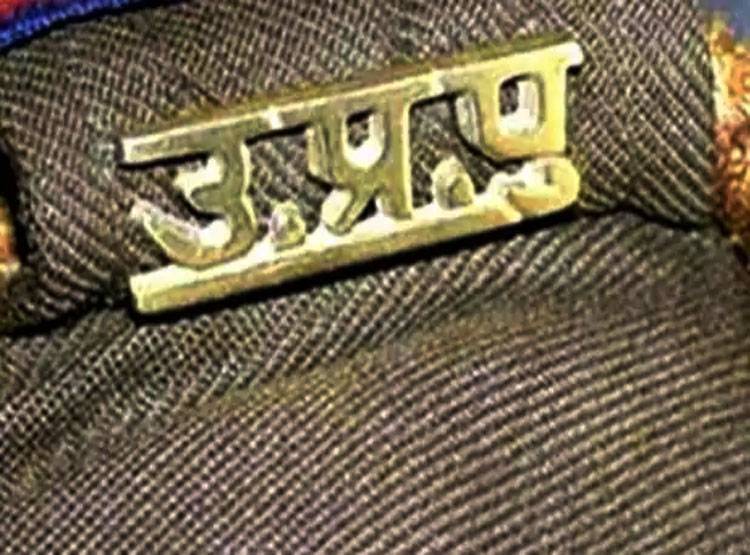 थाने की बिजली काटनेवाले लाइनमैन ने कर्मचारियों को दिलाया रुका हुआ वेतन