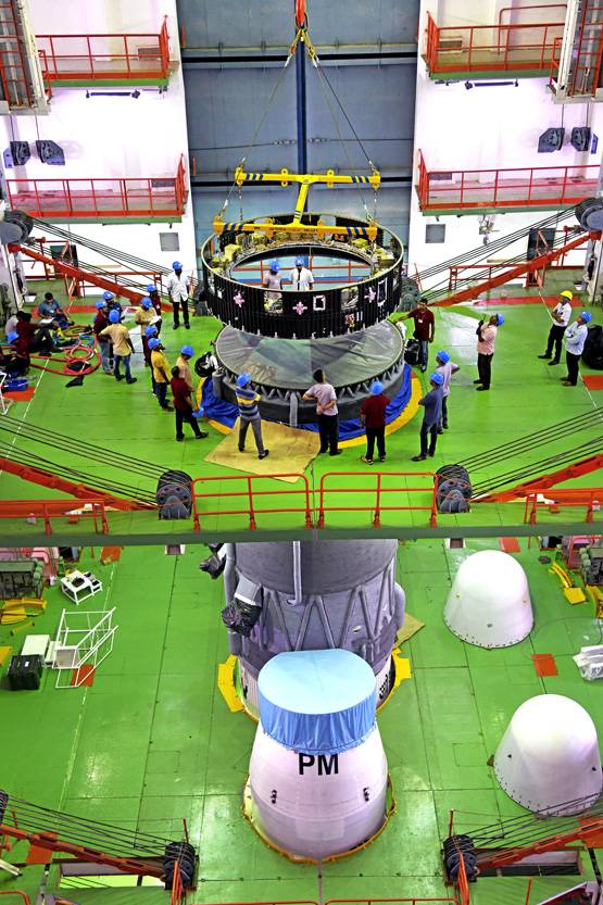पहली बार स्पेस में जाएंगे भारतीय, जानें- क्या है ISRO का गगनयान मिशन