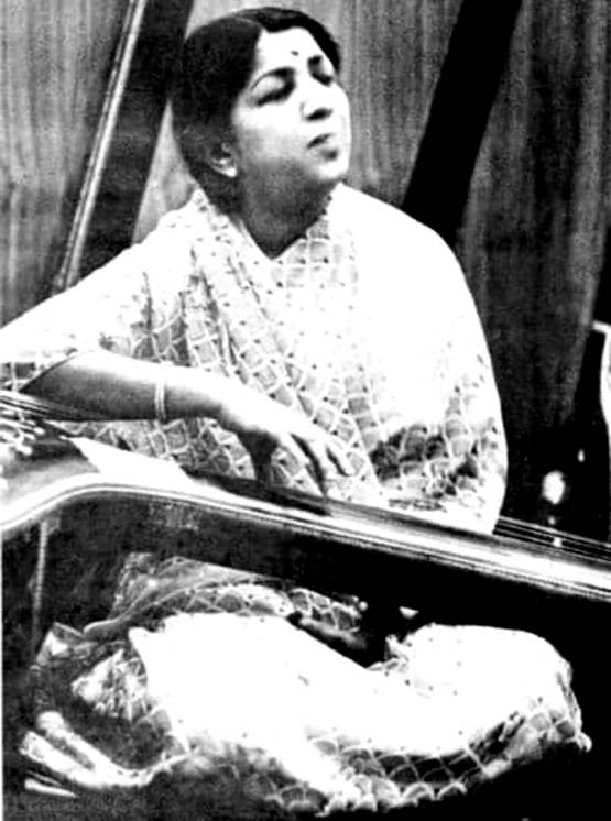 90 की उम्र में बच्चों को खाना बनाकर खिलाती हैं लता, रियाज करना नहीं भूलतीं